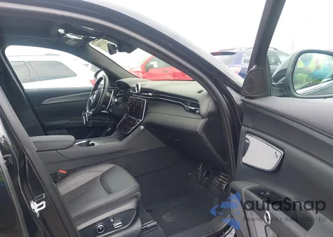 2023 Maserati Grecale Gt z USA, uszkodzony, nr VIN ZN682AVA8P7432369